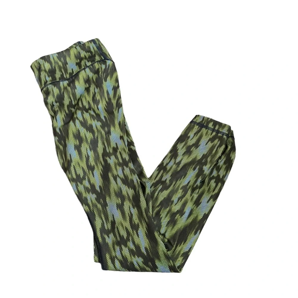 Lululemon Wunder Under Pant Full On Luxtreme Almost Pearl Leggings Size 6